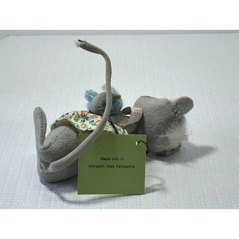 Vintage 1971 Annalee‎ 6” Mobilitee Knitting Mouse With Yarn & Orignal Tags